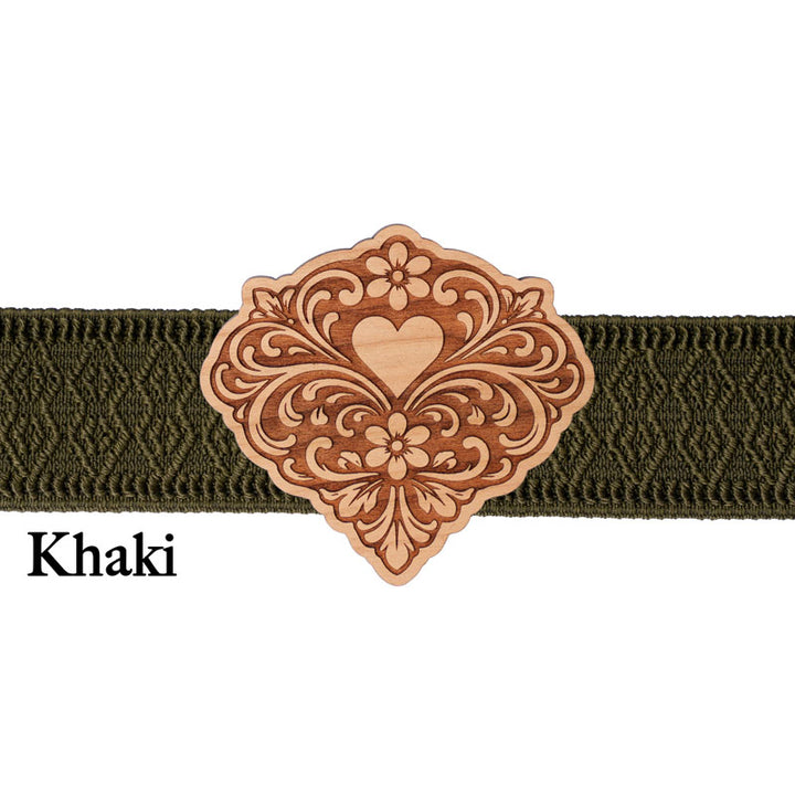 Dirndl Schnalle Holz mit khakifarbenem Band und natürlicher Holzoptik