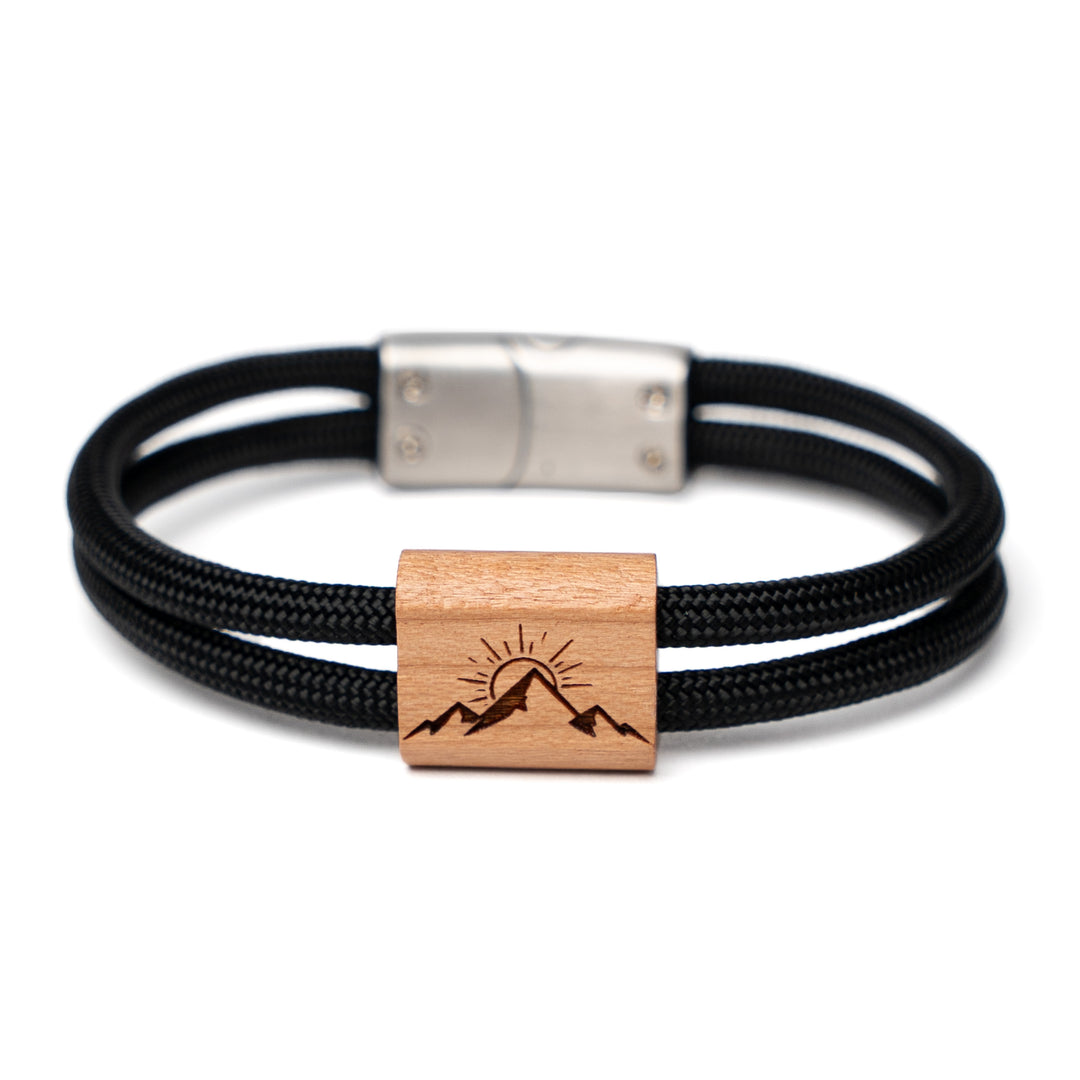 Holzarmband Berge und Sonne für Damen und Herren mit schwarzem Paracord und Magnetverschluss

