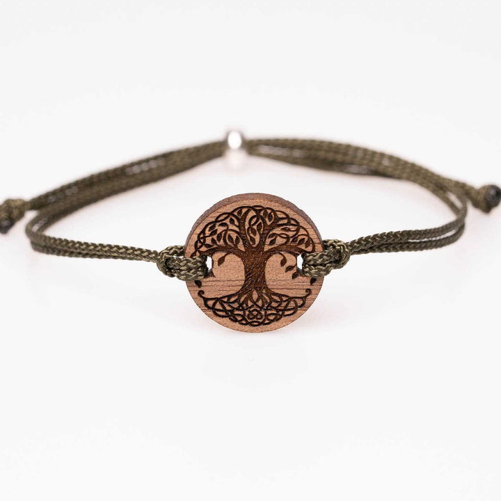 Nussbaum Holzarmband mit graviertem Baum des Lebens, olivgrünes Nylonband, personalisierbarer Naturholzschmuck – inspirierendes Geschenk für spirituelle Menschen und Naturliebhaber