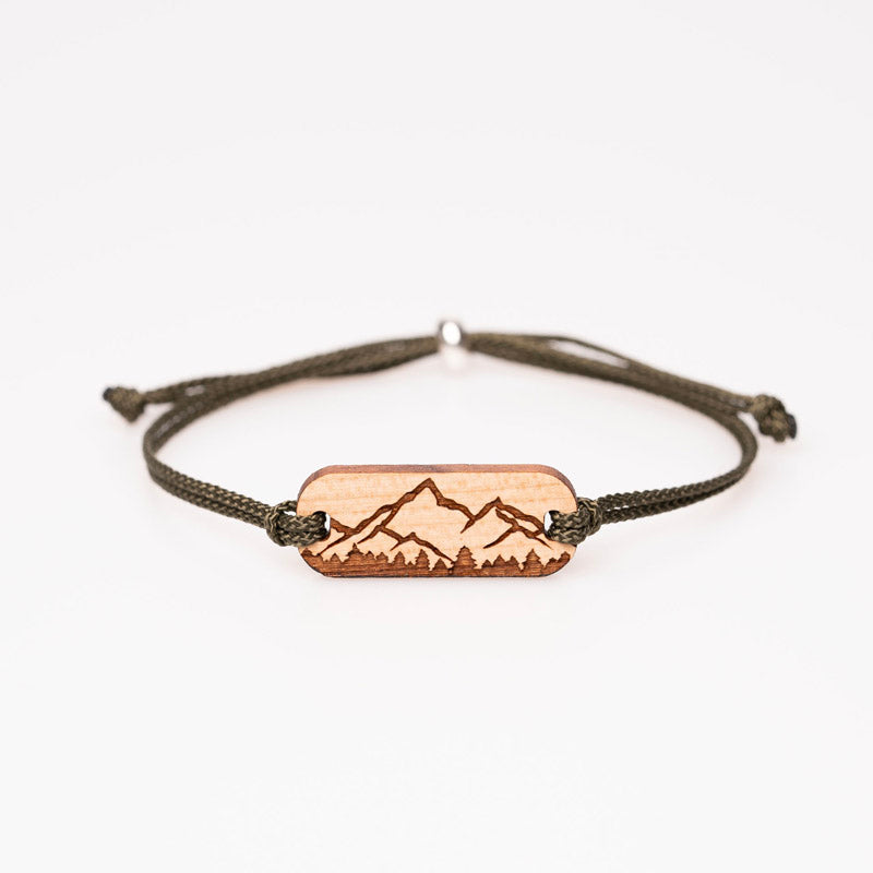 Holz Armband mit Berg Motiv aus Kirschholz, Rückseite Personalisierbar