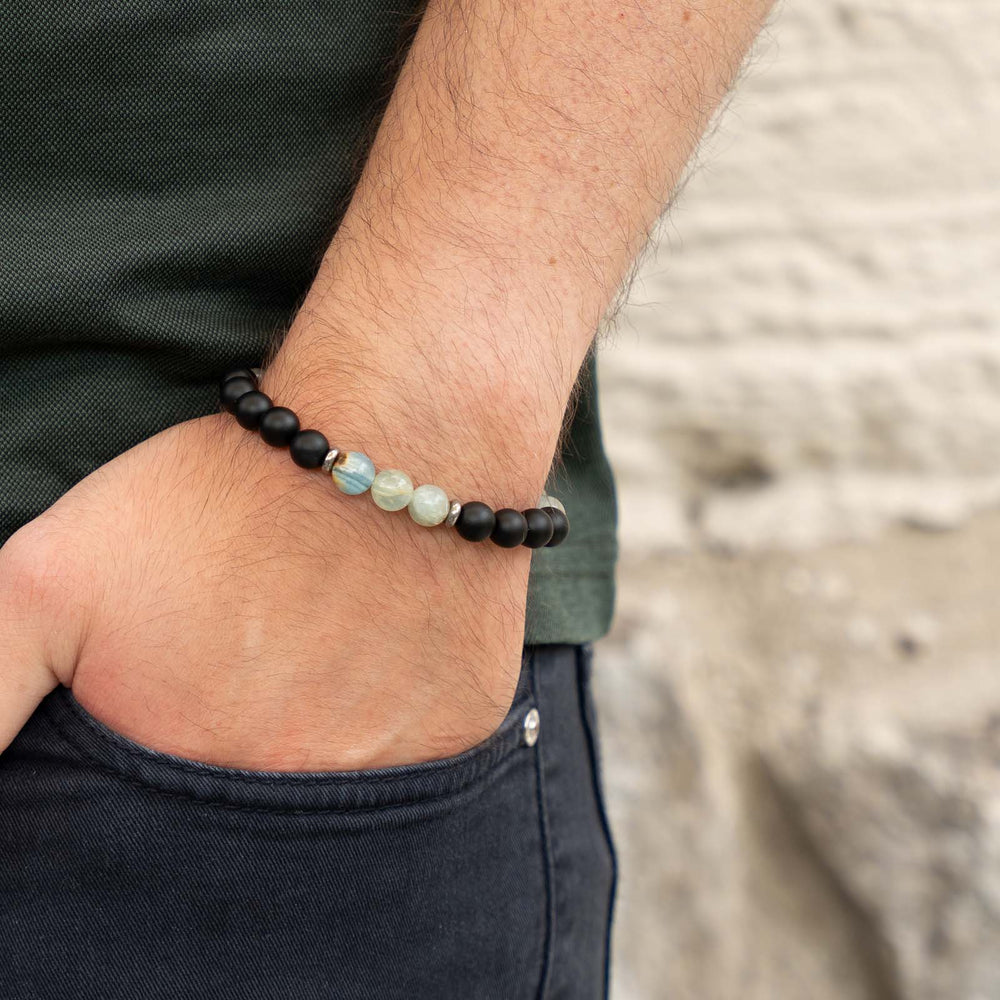 Edelsteinarmband aus blauem Calcit und schwarzem Onyx – harmonischer Armschmuck mit beruhigender Energie