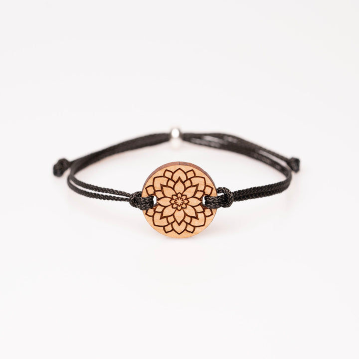 Mandala Blume Armband Kirschholz