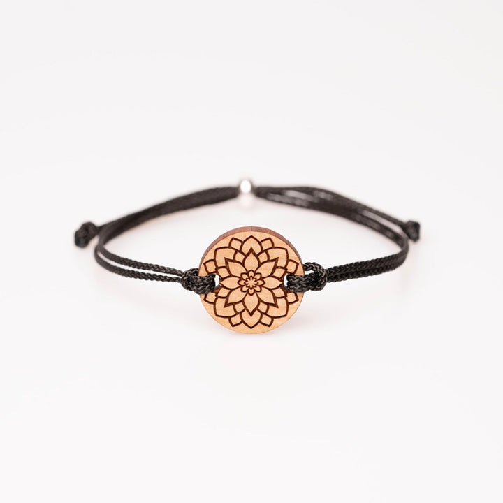 Armband für Frauen Mandala Motiv aus Holz