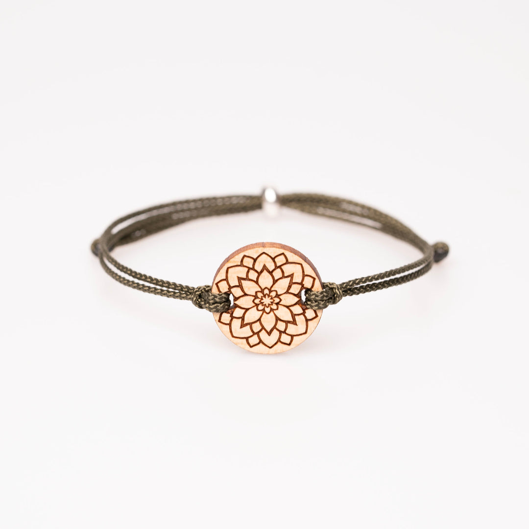 Mandala Blume Armband Kirschholz