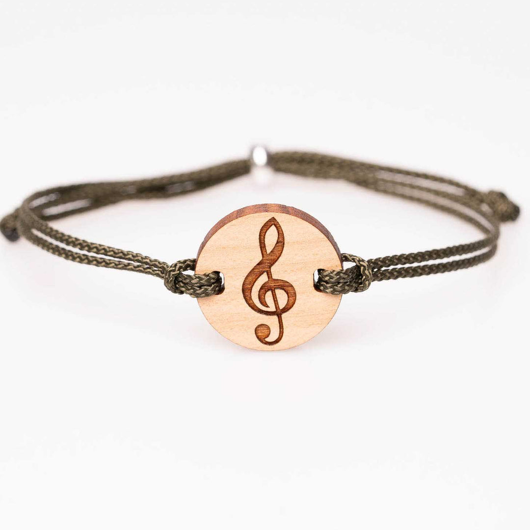 Musik Armband aus Kirschholz mit Notenschlüssel-Gravur, olivgrünes Nylonband, personalisierbarer Holzschmuck – originelle Geschenkidee für Musiker und Musikliebhaber,