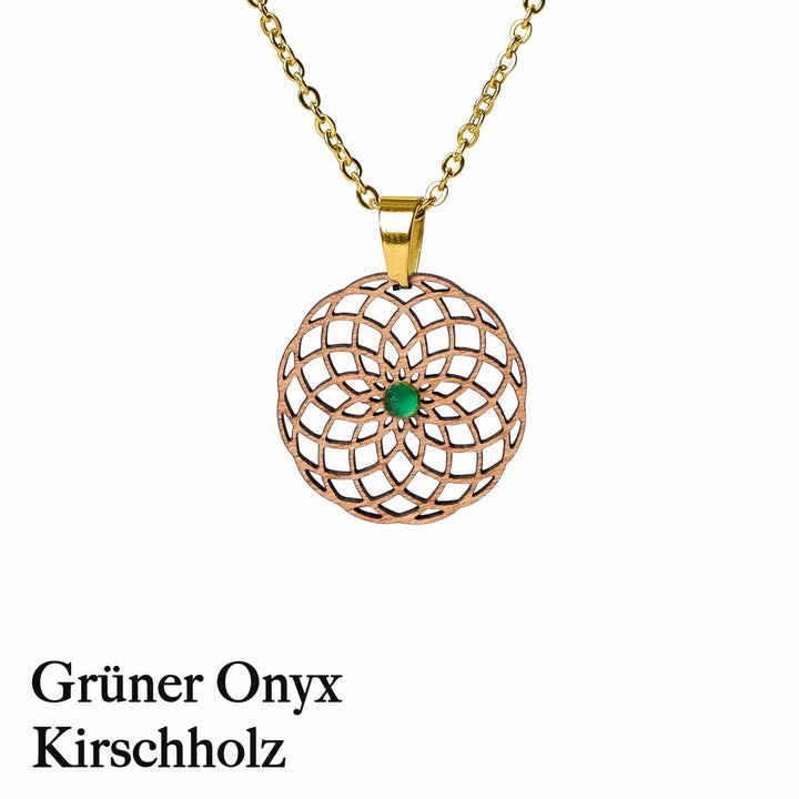 Kirschholz Amulett Torus mit Grünen Onyx 