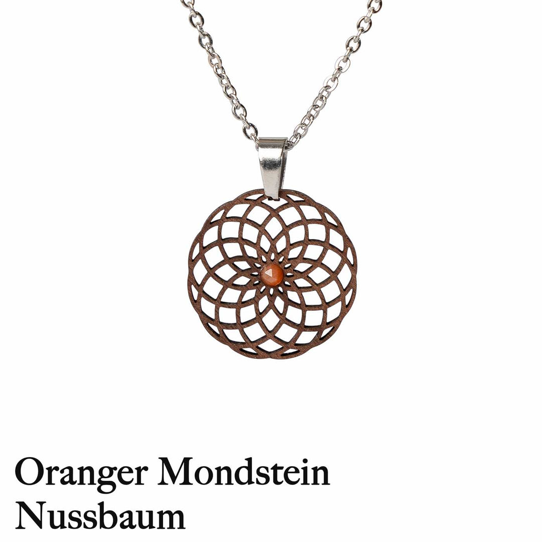 Torus Amulett aus Nussbaum mit Orangen Mondstein 