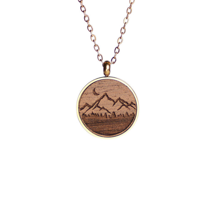 Holzschmuck Halskette, Berg Mont Motiv aus Nussbaum in einer 18k vergoldeten edelstahl fassung 