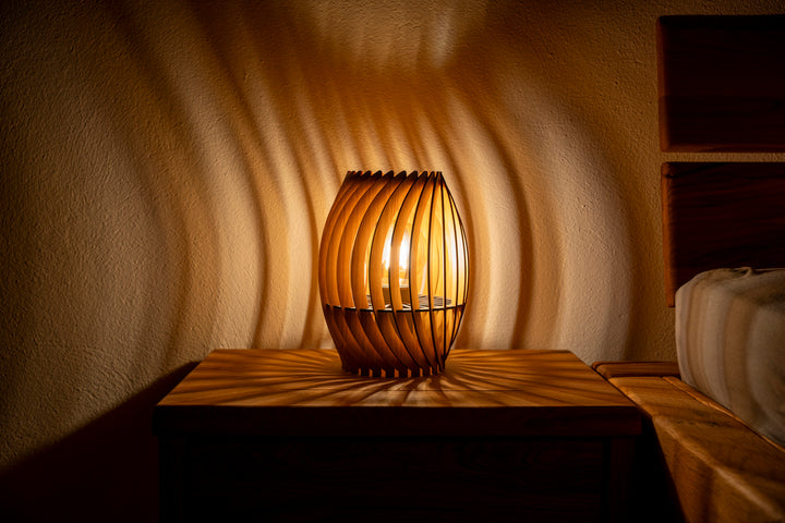 Nachttischlampe aus Holz : Kirschholz