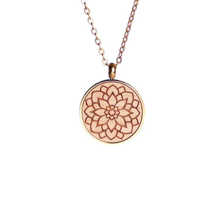 Mandala motiv halskette in kirschholt mir 18k vergoldeter halskette und fassung 